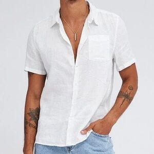 Pre-loved Men's White Linen Short Sleeve Button Up Shirt - Size XS/S